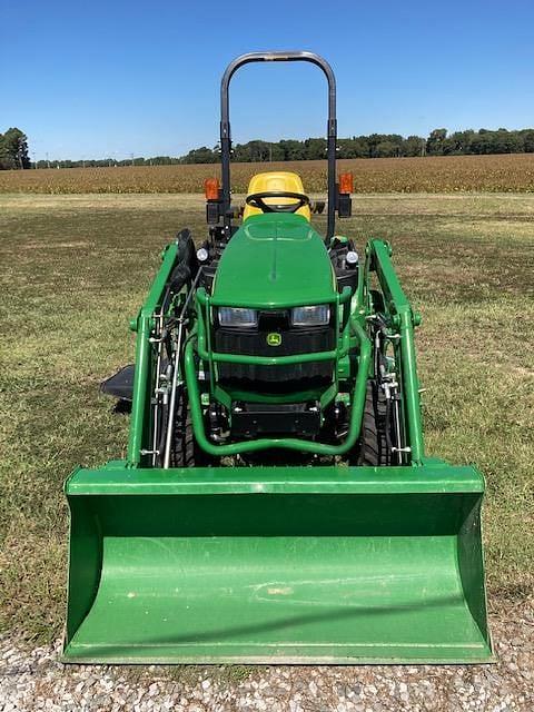 Image of John Deere 1025R equipment image 3