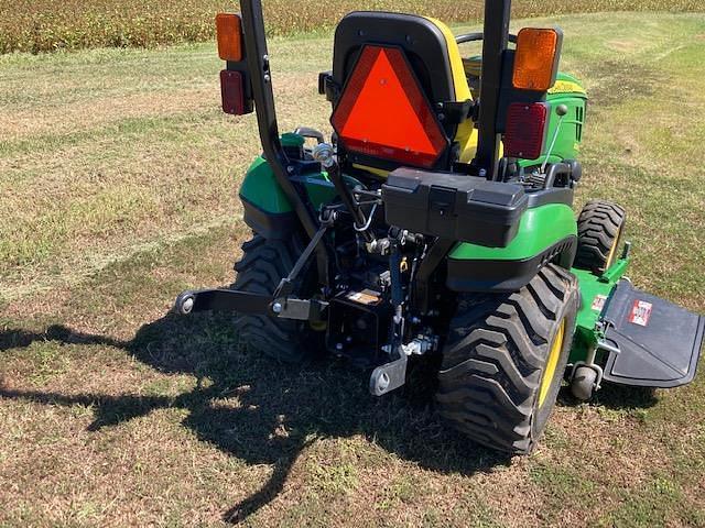 Image of John Deere 1025R equipment image 2