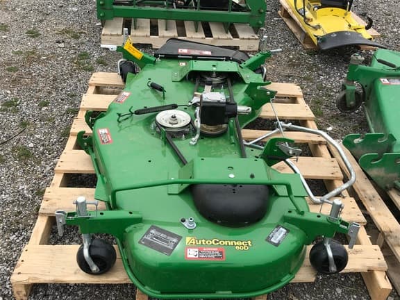 Image of John Deere 60D equipment image 4