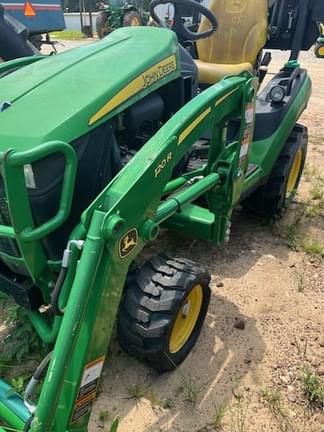 Image of John Deere 120R equipment image 1