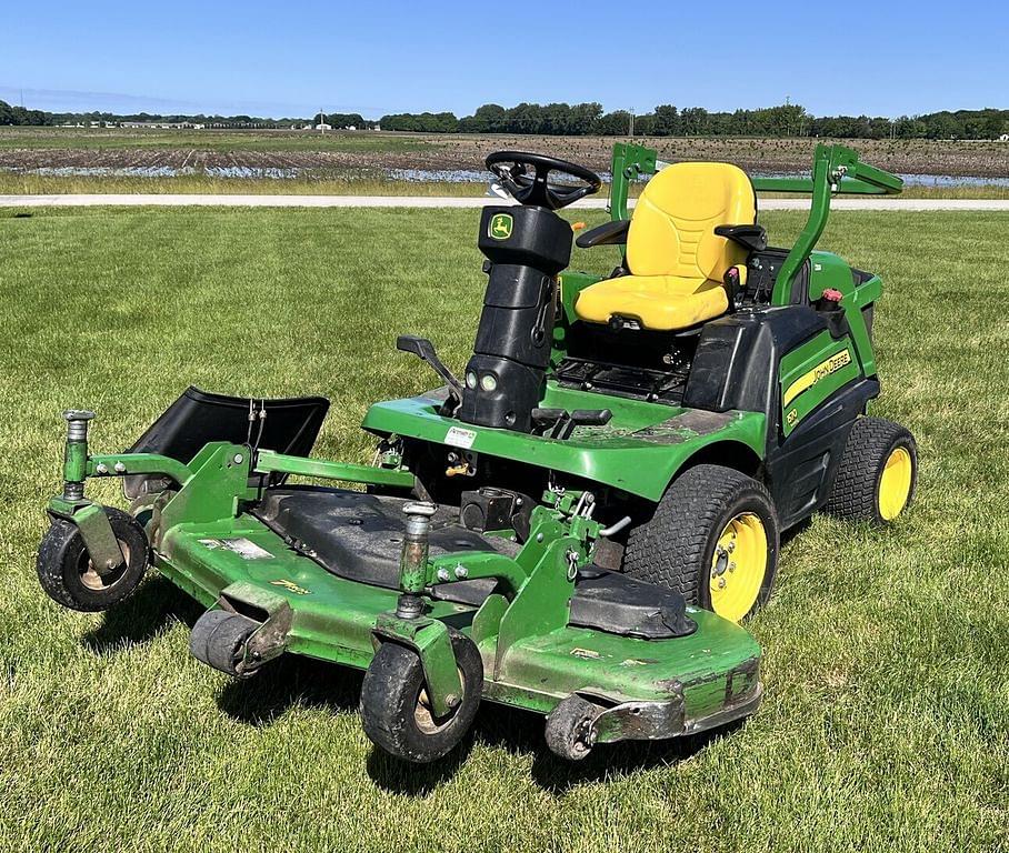 Image of John Deere 1570 Primary image