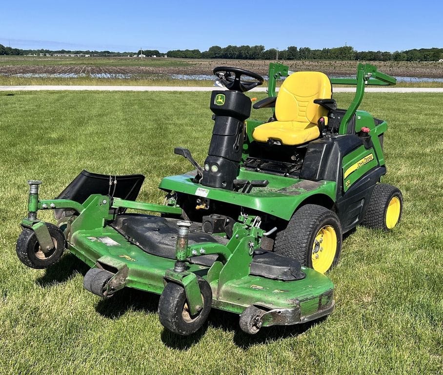Main image John Deere 1570