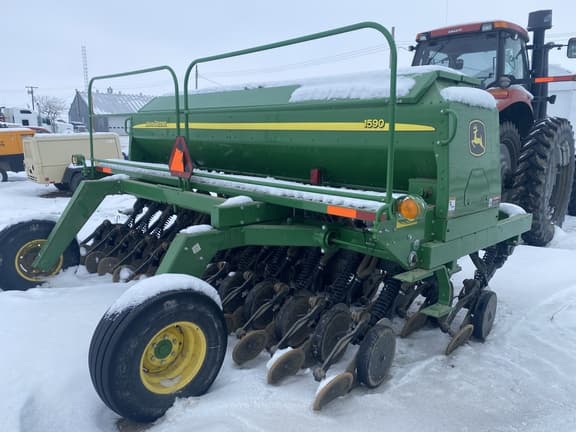 Image of John Deere 1590 equipment image 4