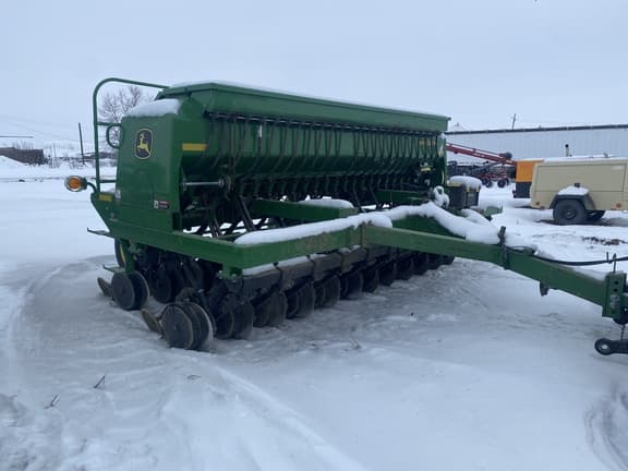 Image of John Deere 1590 equipment image 1