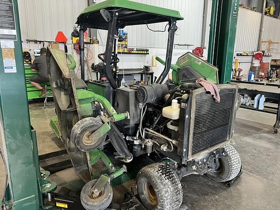 Image of John Deere 1600 Turbo equipment image 1