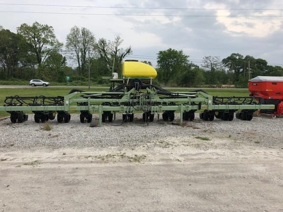 2017 John Deere 1720 Equipment Image0