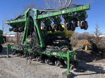 Main image John Deere 1725