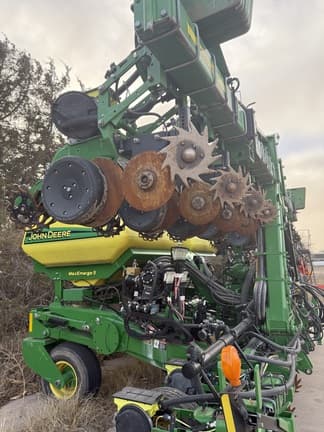 Image of John Deere 1725 equipment image 3