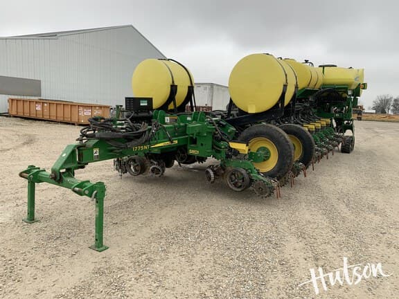 Image of John Deere 1775 equipment image 2