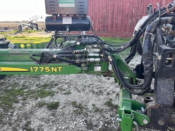 Image of John Deere 1775 equipment image 1