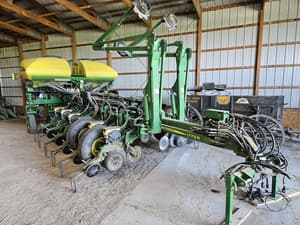 2017 John Deere 1775 Image