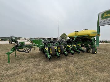 Main image John Deere 1775