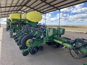 2017 John Deere 1775 Image