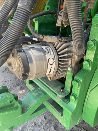 Image of John Deere 1775 equipment image 1