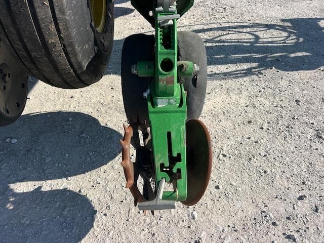 Image of John Deere 1795 equipment image 4