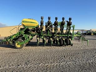 Main image John Deere 1795 7