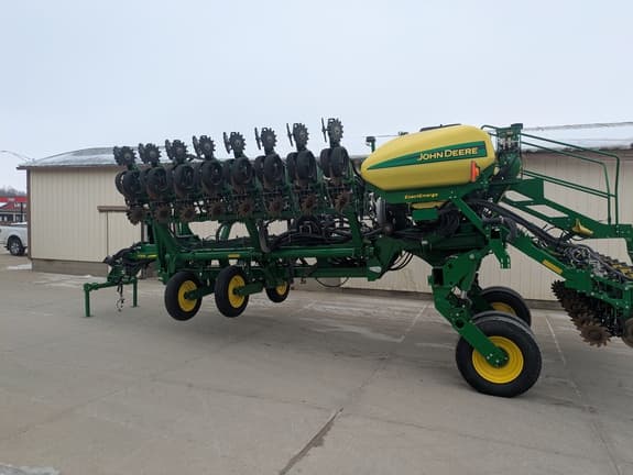 Image of John Deere 1795 equipment image 3