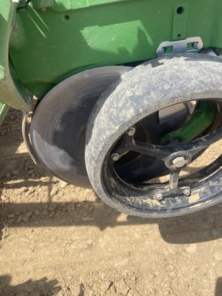 Image of John Deere 1795 equipment image 1