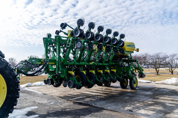 Image of John Deere 1795 equipment image 3