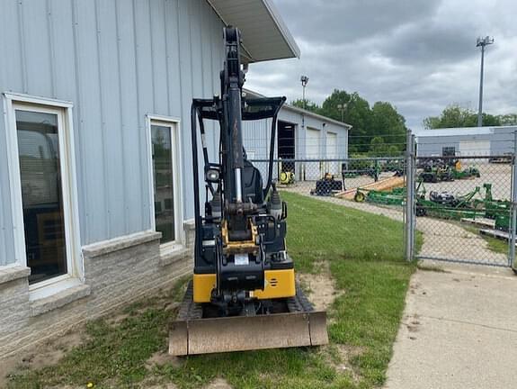 Image of John Deere 17G equipment image 2