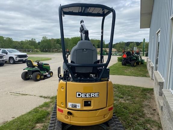 Image of John Deere 17G equipment image 4