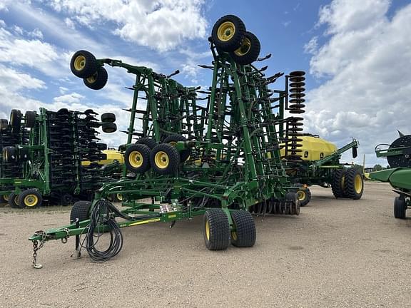 Image of John Deere 1830 Primary image