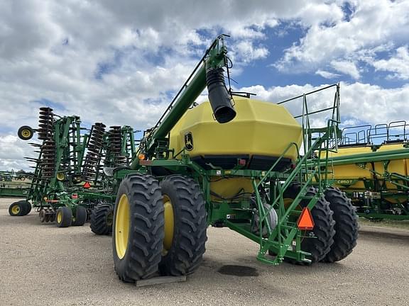 Image of John Deere 1830 equipment image 4
