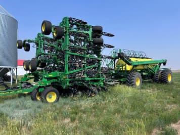 Main image John Deere 1870