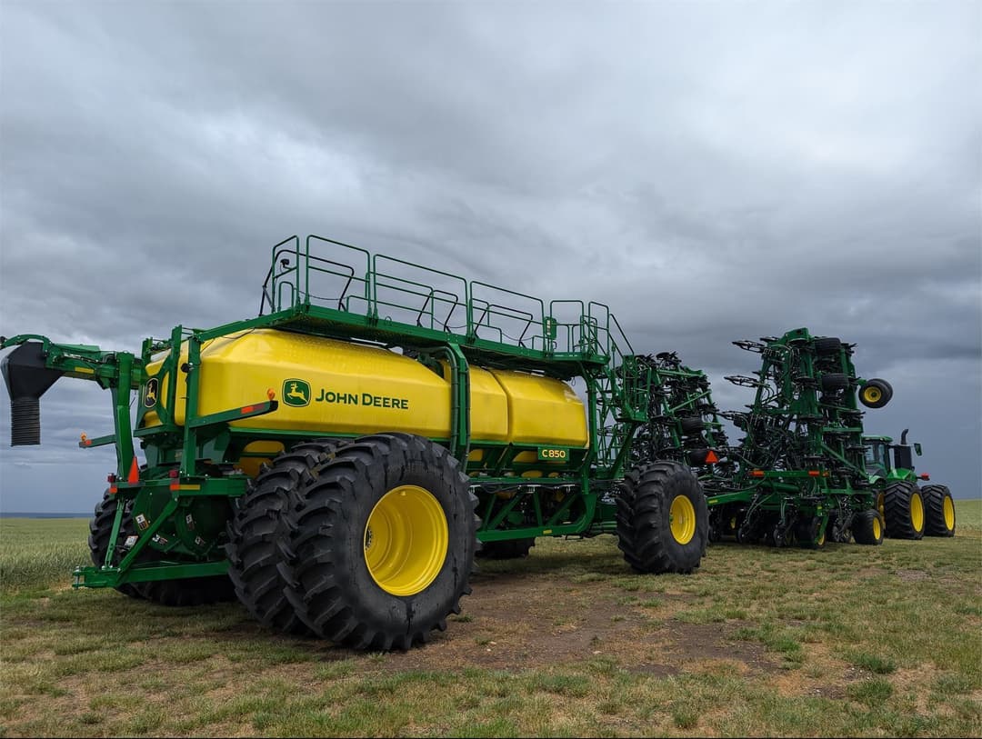 Image of John Deere 1870 Primary image