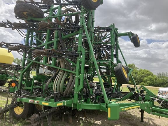 Image of John Deere 1870 equipment image 4