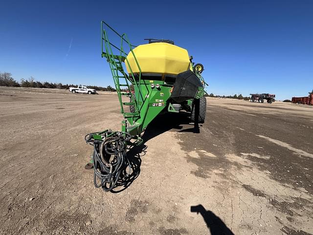 Image of John Deere 1890 equipment image 3