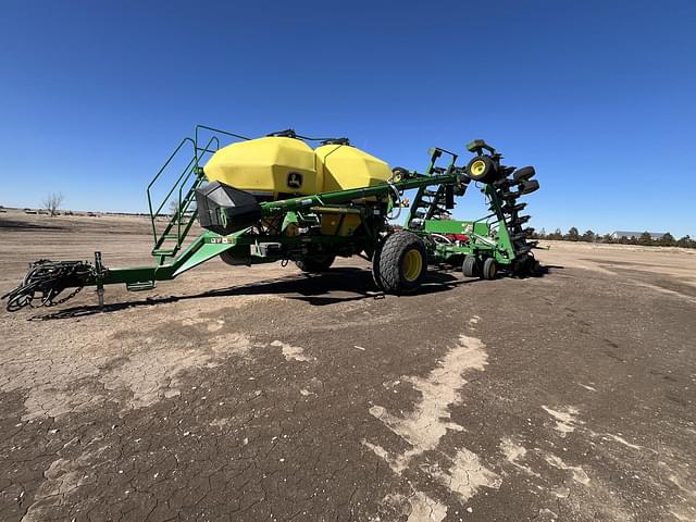 Image of John Deere 1890 equipment image 1