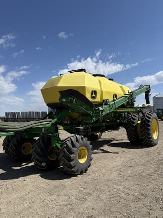Image of John Deere 1890 equipment image 4