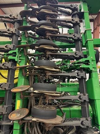 Image of John Deere 1990 equipment image 4