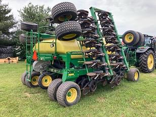 Main image John Deere 1990 4