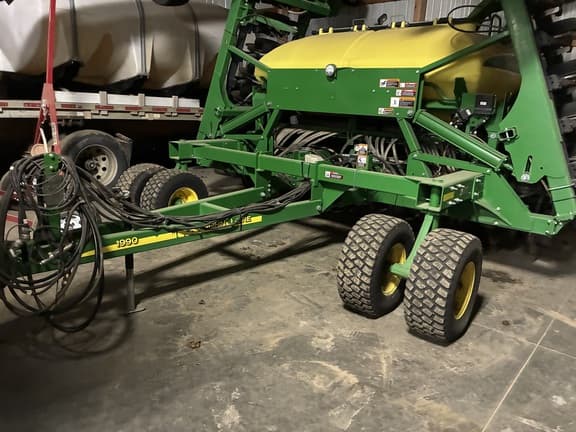 Image of John Deere 1990 equipment image 3