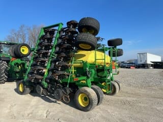 Main image John Deere 1990