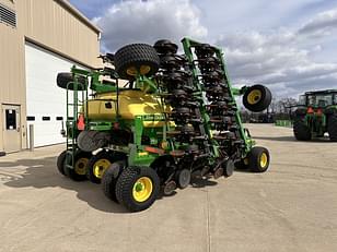 Main image John Deere 1990 3