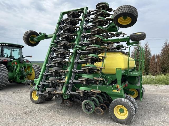 Image of John Deere 1990 equipment image 4