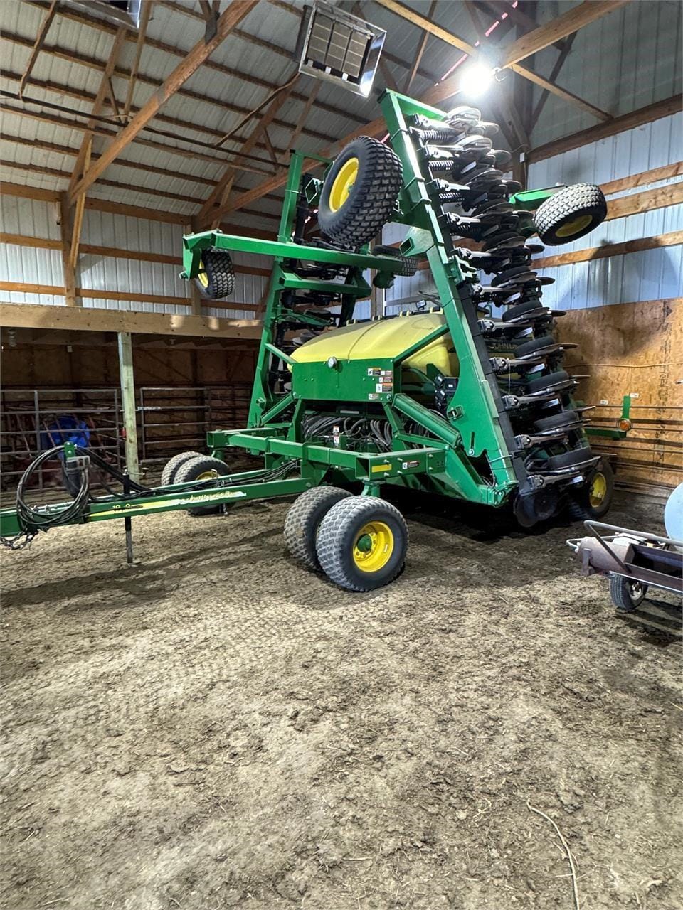 2017 John Deere 1990 Equipment Image0