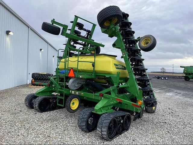 Image of John Deere 1990 equipment image 4