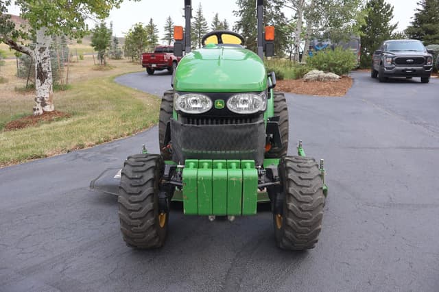 Image of John Deere 2025R equipment image 4