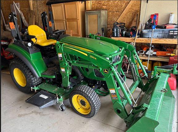 Image of John Deere 2032R Primary image