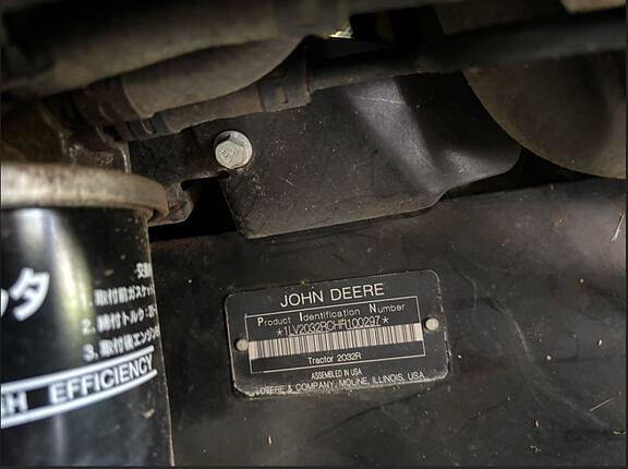 Image of John Deere 2032R equipment image 4