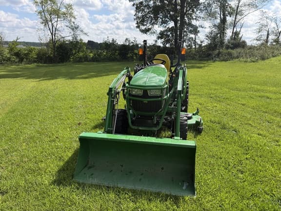 Image of John Deere 2032R Primary image