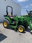 2017 John Deere 2032R Image