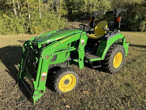 Main image John Deere 2032R