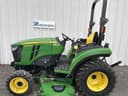 2017 John Deere 2032R Image