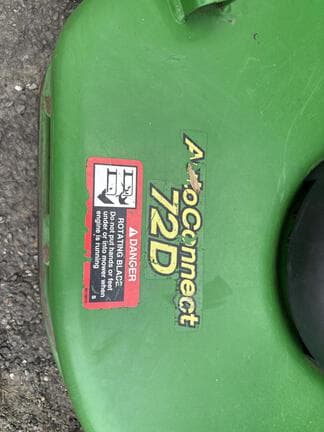 Image of John Deere 2032R equipment image 4