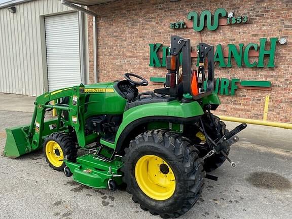 Image of John Deere 2032R equipment image 2